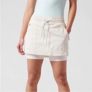 Athleta Trekkie North Hiking Tennis Skort Magnolia White Size 12